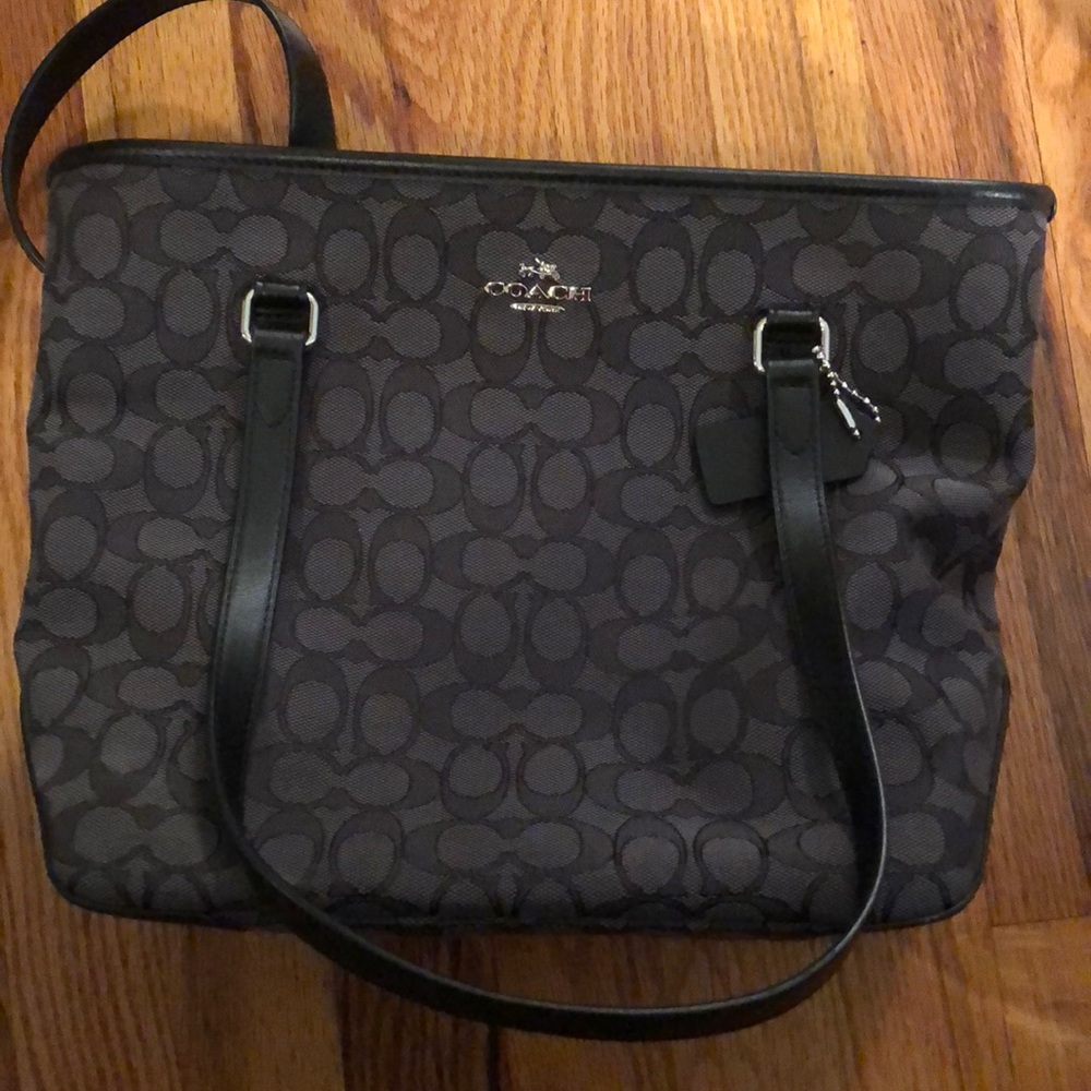 Coach purse Authentic